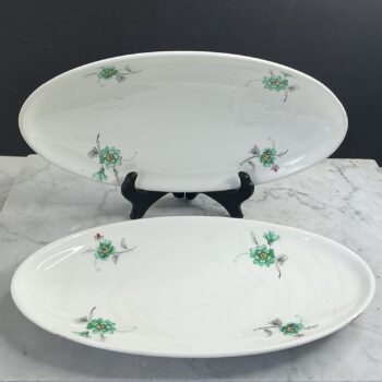 Vintage Petrus Regout Boudewijn schaaltjes set van 2 | Groene bloem 2784D | Ovale zuurschaaltjes 24 cm | Maastricht