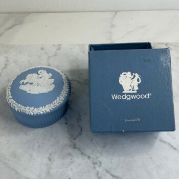 Vintage Wedgwood Jasperware sieradendoosje pillendoosje