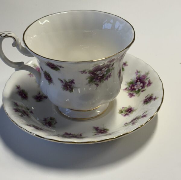 Royal Albert Vintage Thee kop en schotel Sweet Violets Male Size - Afbeelding 5