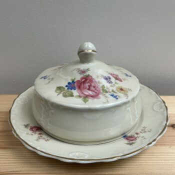 Vintage Mosa Maastricht botervloot met romantisch bloemendecor enkel roosje