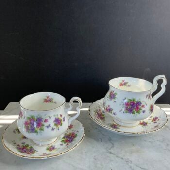 Royal Albert Violetta dames- en herenkop met schotels – set van 2